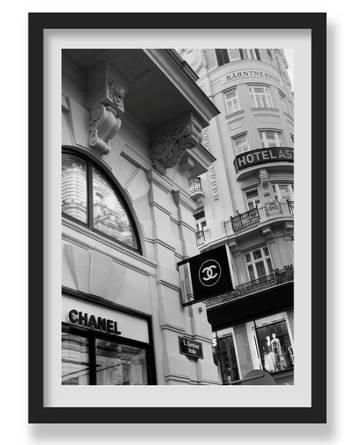 BLACK & WHITE FASHION STREET WALL ART