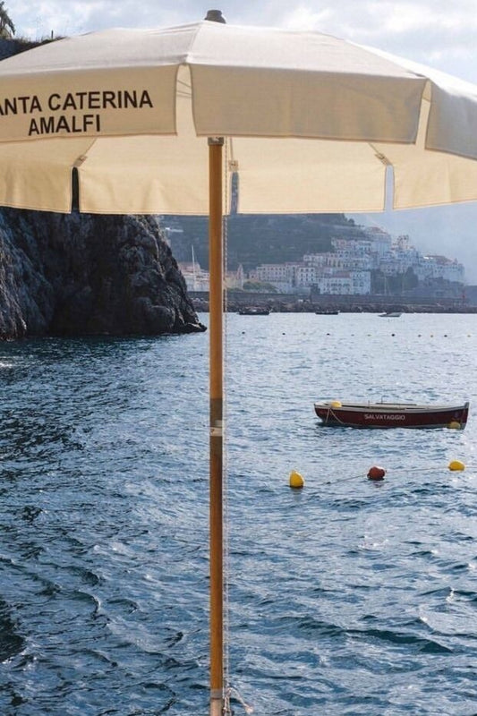 VINTAGE UMBRELLA WALL ART