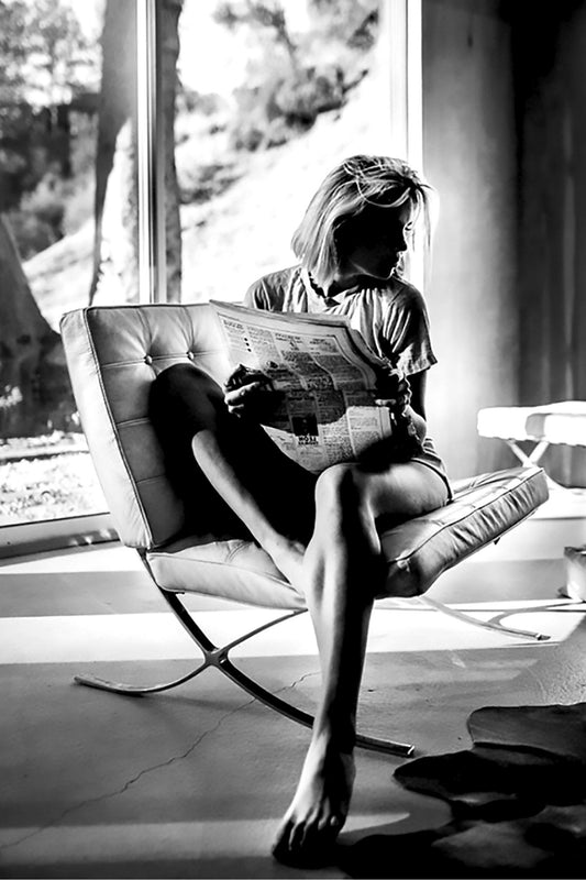 BLACK AND WHITE WALL ART